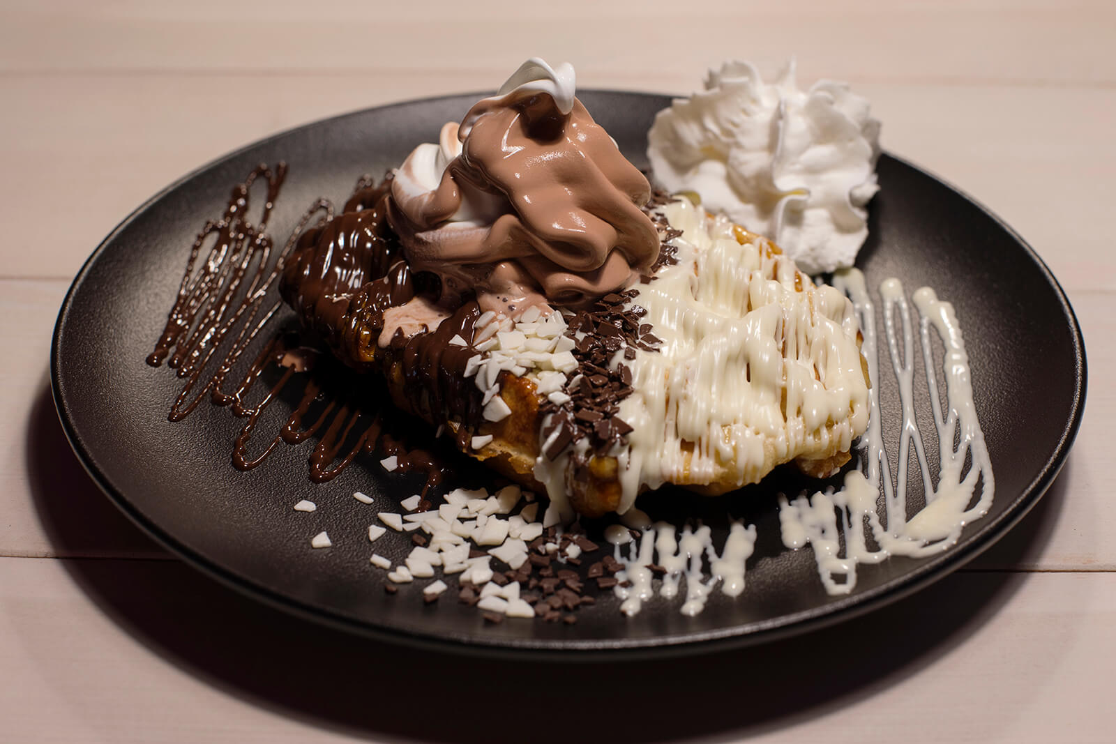 vaporwaffle black and white